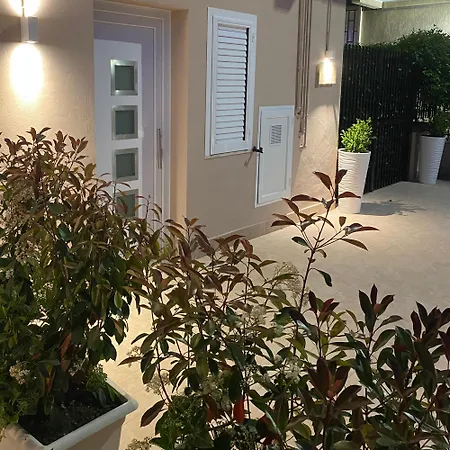 Bed & Breakfast Nicole Luxury