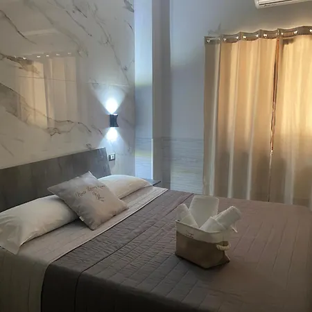 Nicole Luxury Bed & Breakfast *